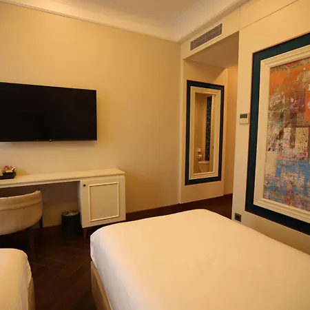 Mercure Sirkeci Hotel 4*