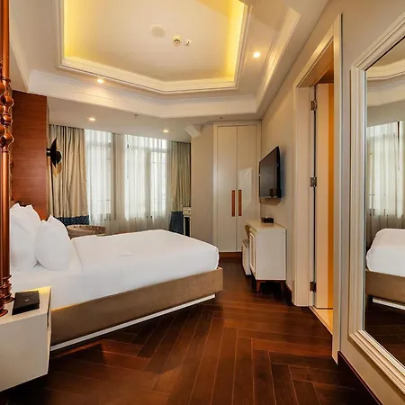 Szálloda Mercure Sirkeci 4*
