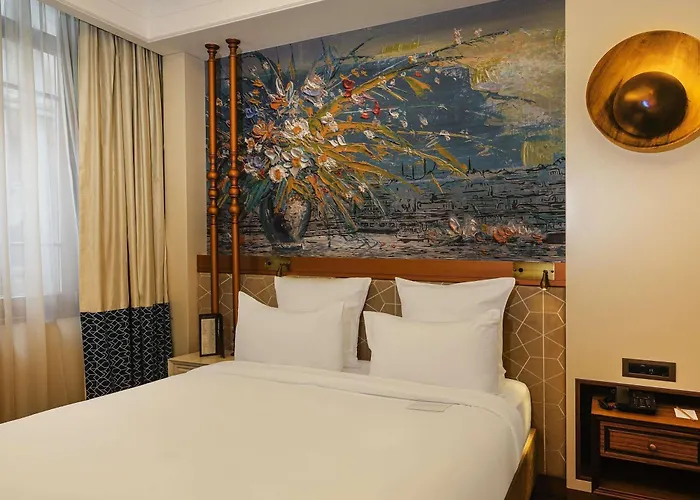 Hotel Mercure Sirkeci 4*