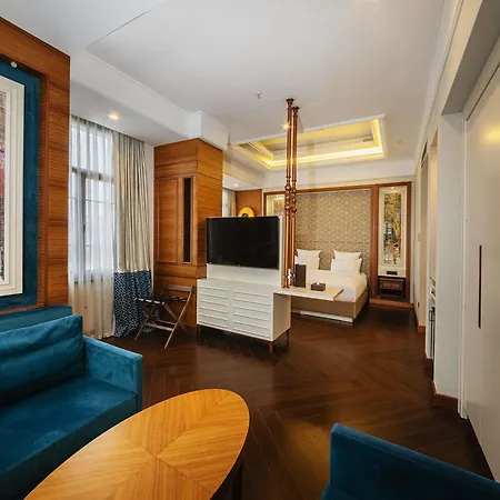 Mercure Sirkeci Hotel 4*