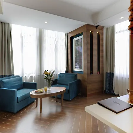 Mercure Sirkeci Ξενοδοχείο 4*