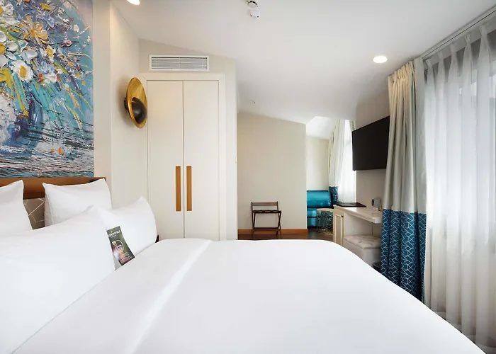 Отель Mercure Sirkeci 4*