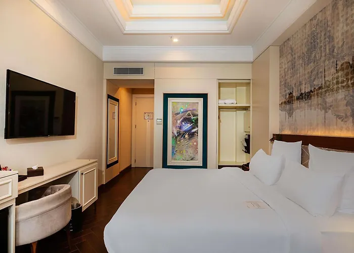 Mercure Sirkeci Отель Стамбул